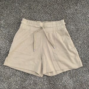 Lululemon soft ambitions shorts